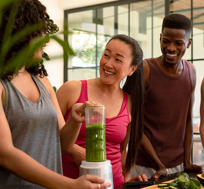 Friends making juice | Featured image for the Hypnotherapy Services Melbourne page from Hypnofit.